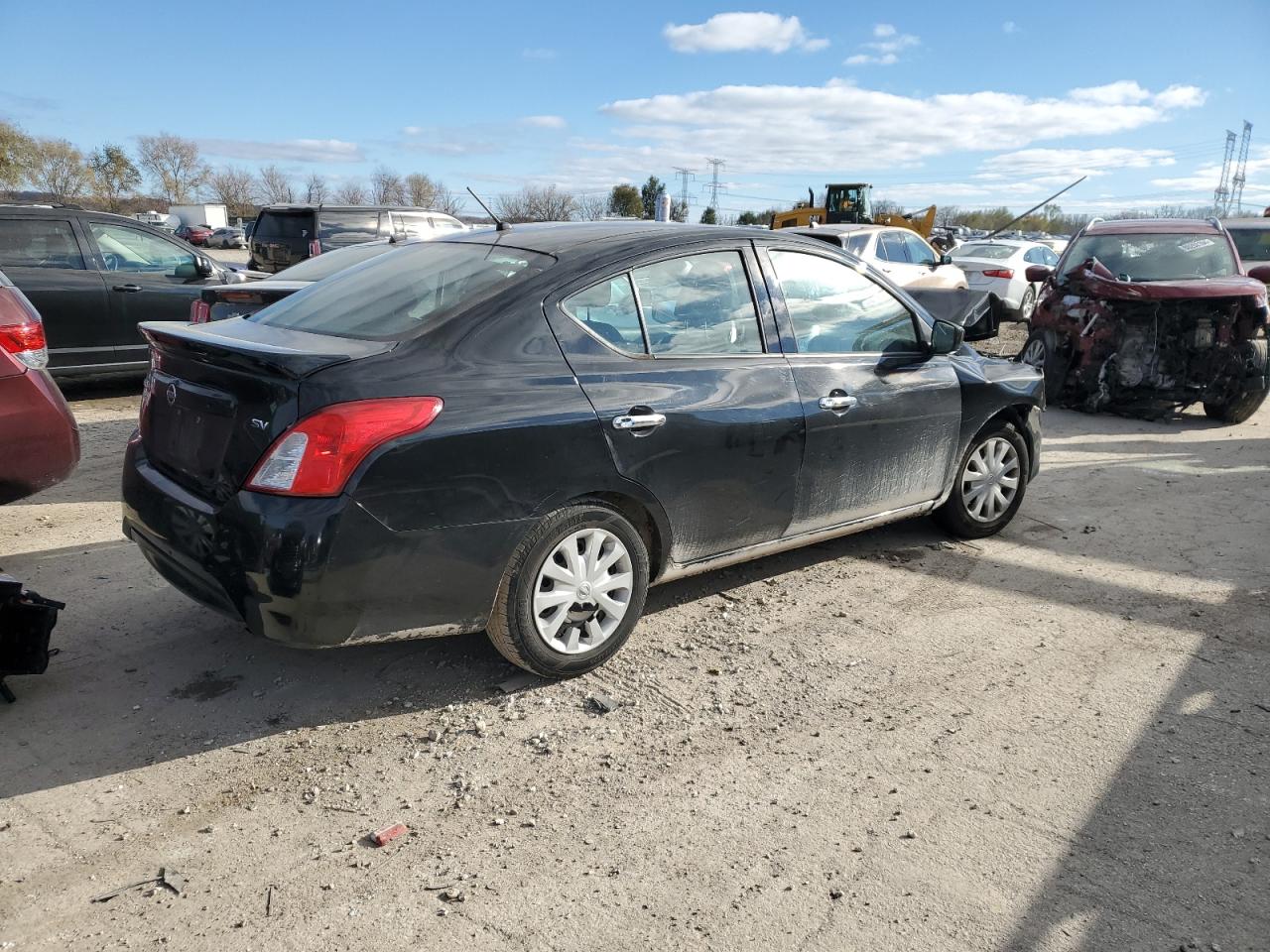 2017 Nissan Versa - Image 3