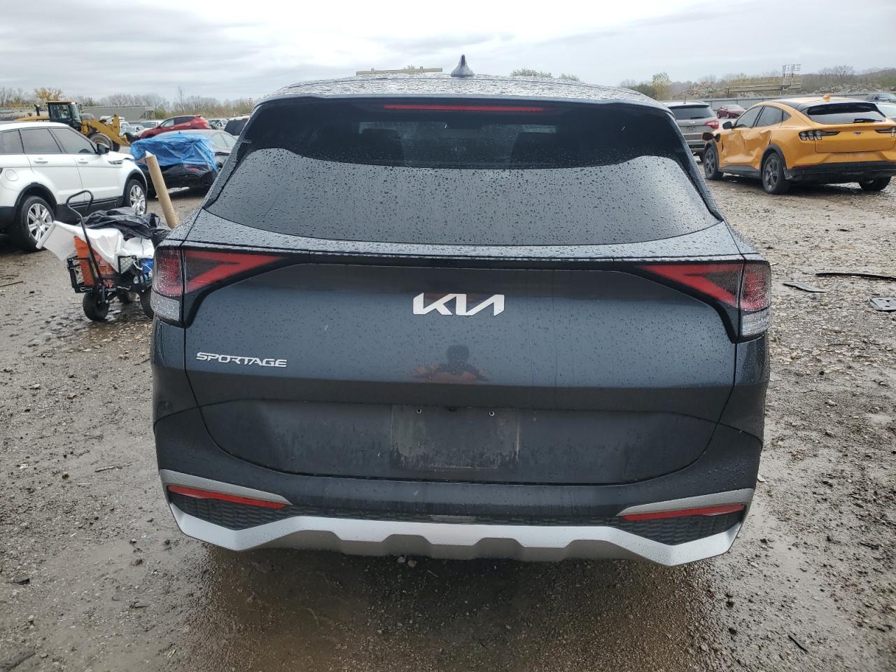 2023 Kia Sportage - Image 6