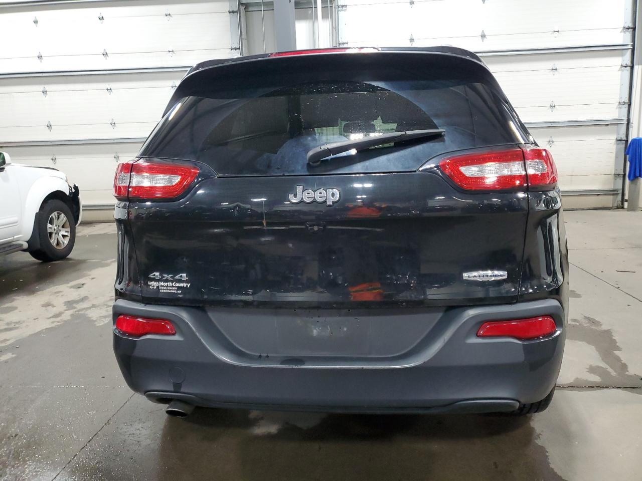 2015 Jeep Cherokee Latitude VIN: 1C4PJMCB9FW744430 Lot: 80234974