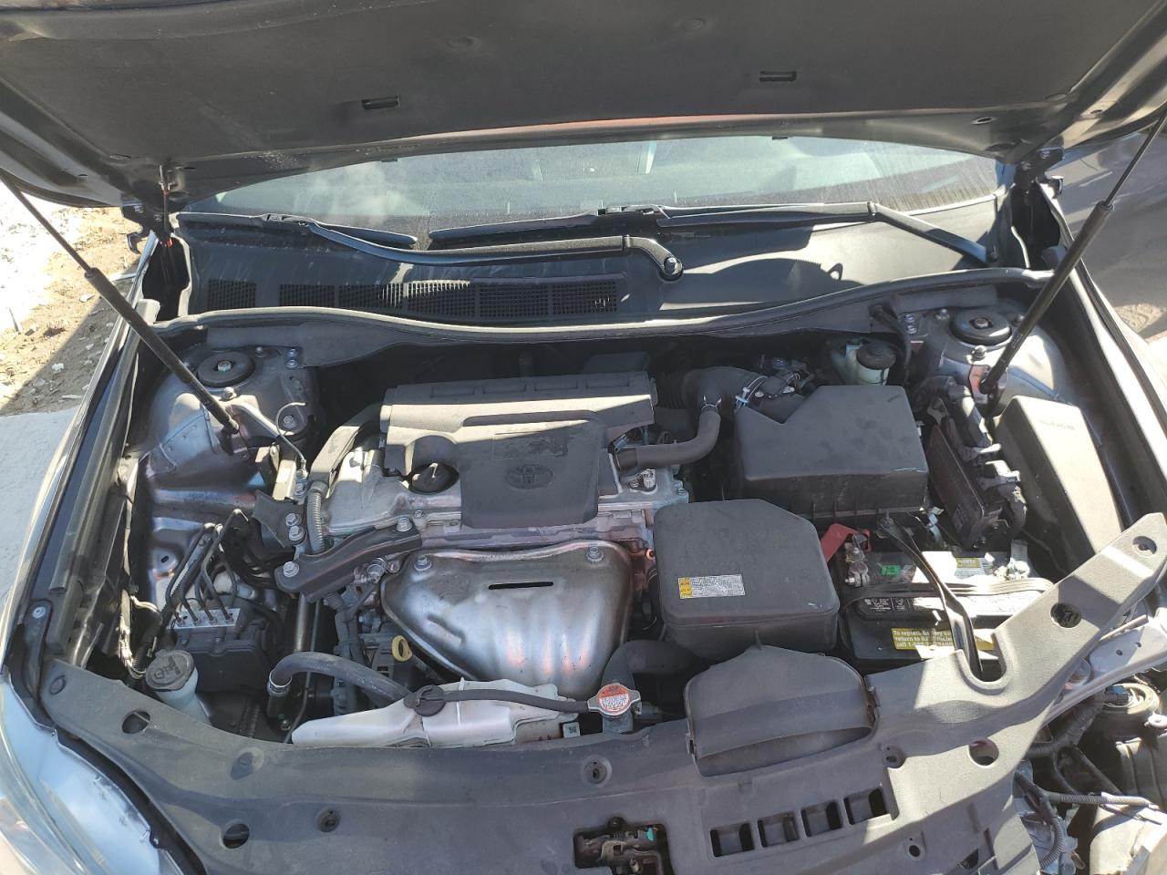 2016 Toyota Camry - Image 11