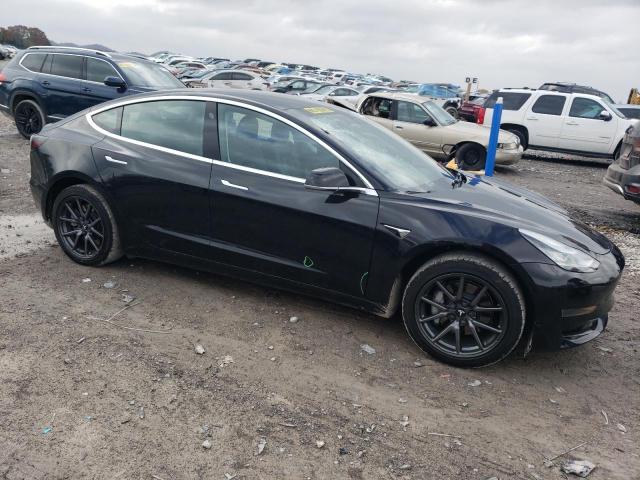  TESLA MODEL 3 2020 Черный