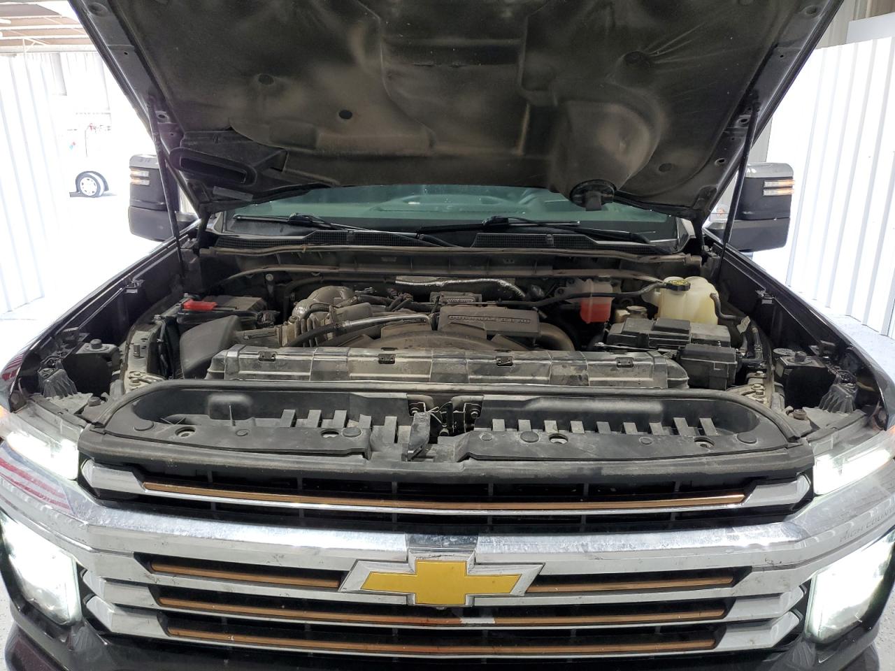 2022 Chevrolet Silverado - Image 7