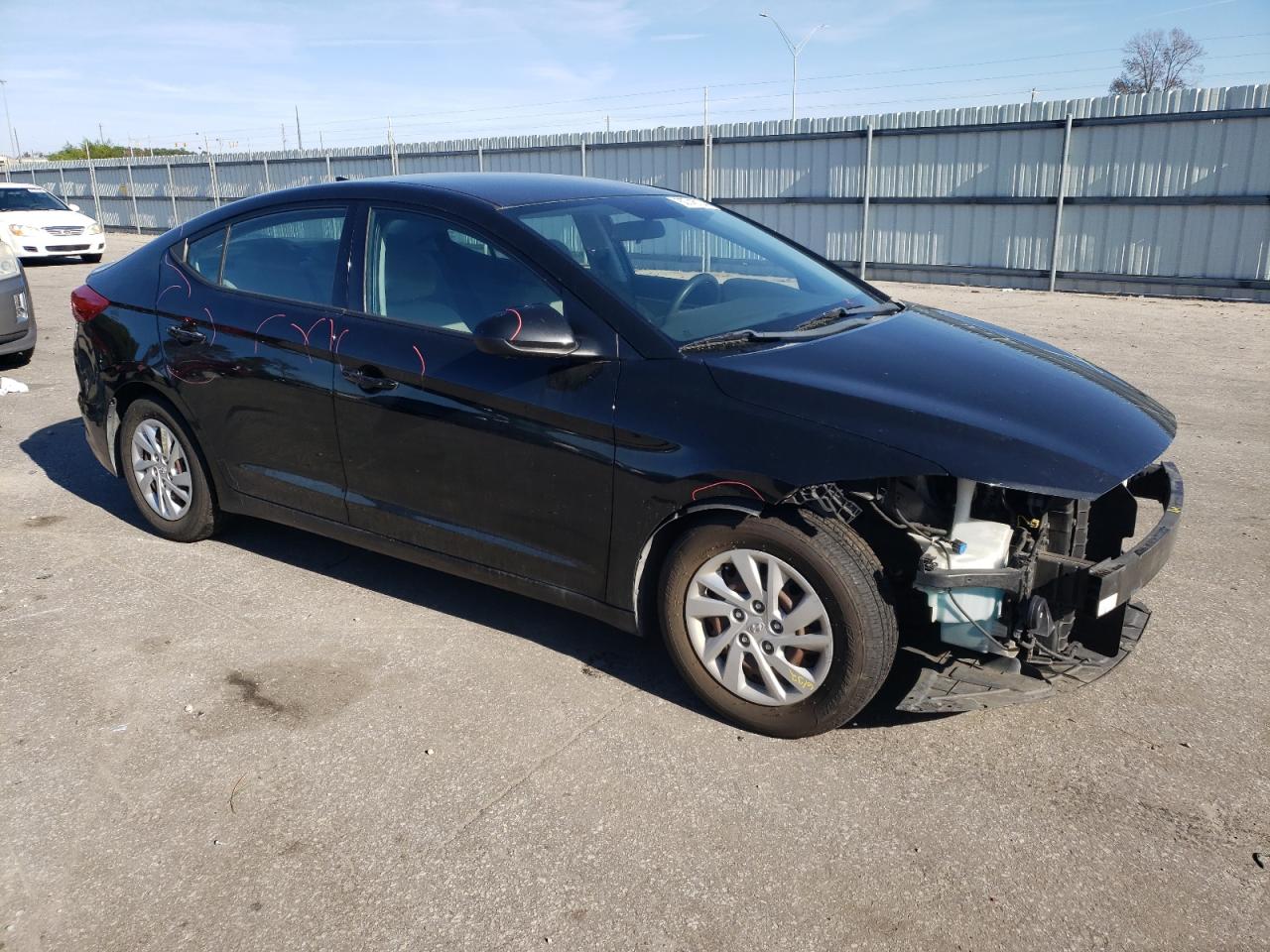 2017 Hyundai Elantra - Image 4
