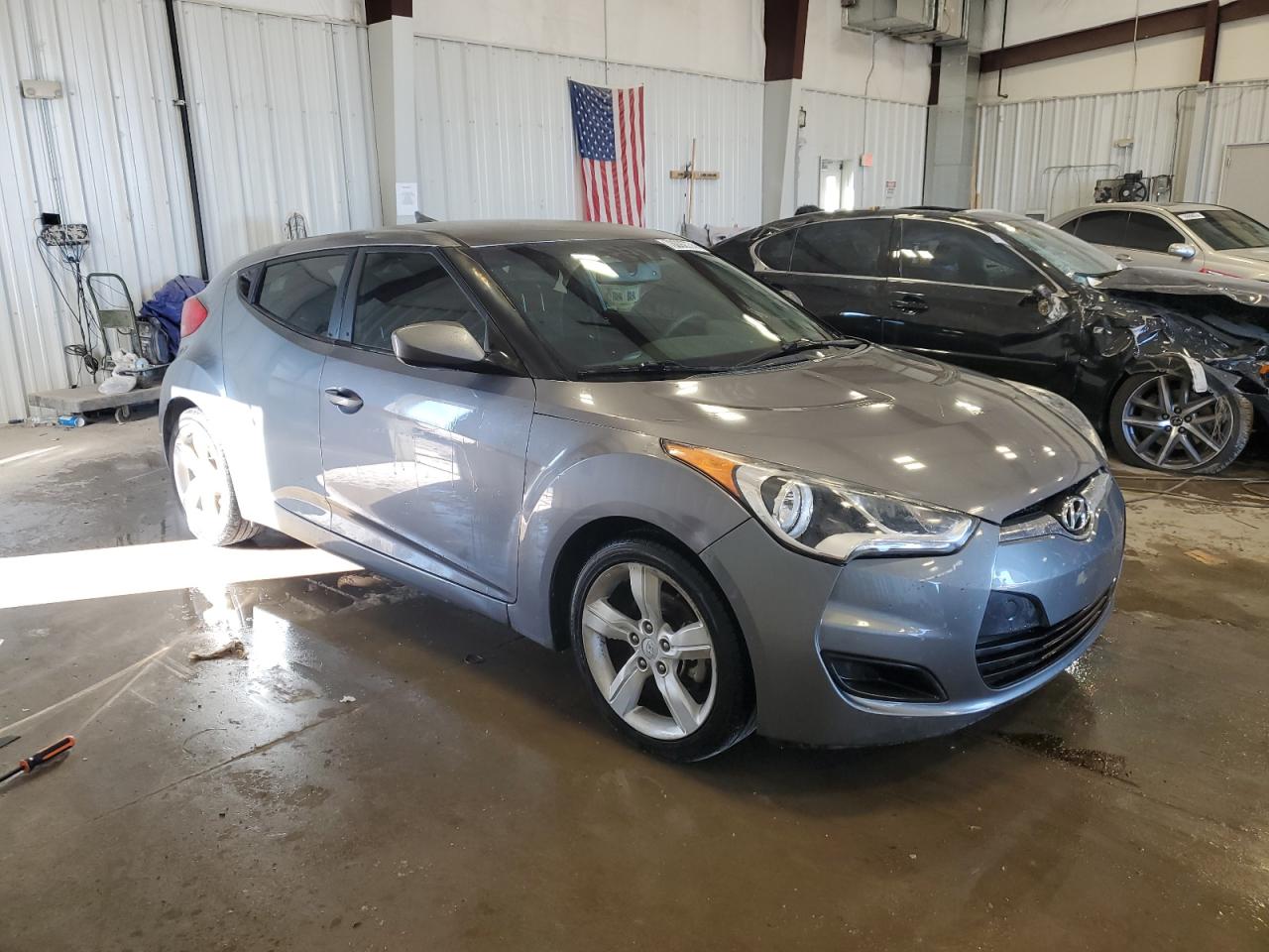 2014 Hyundai Veloster - Image 4