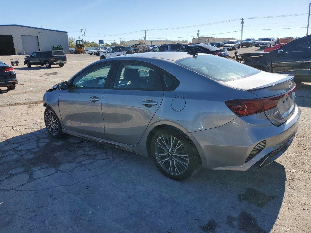 2023 Kia Forte - Image 2