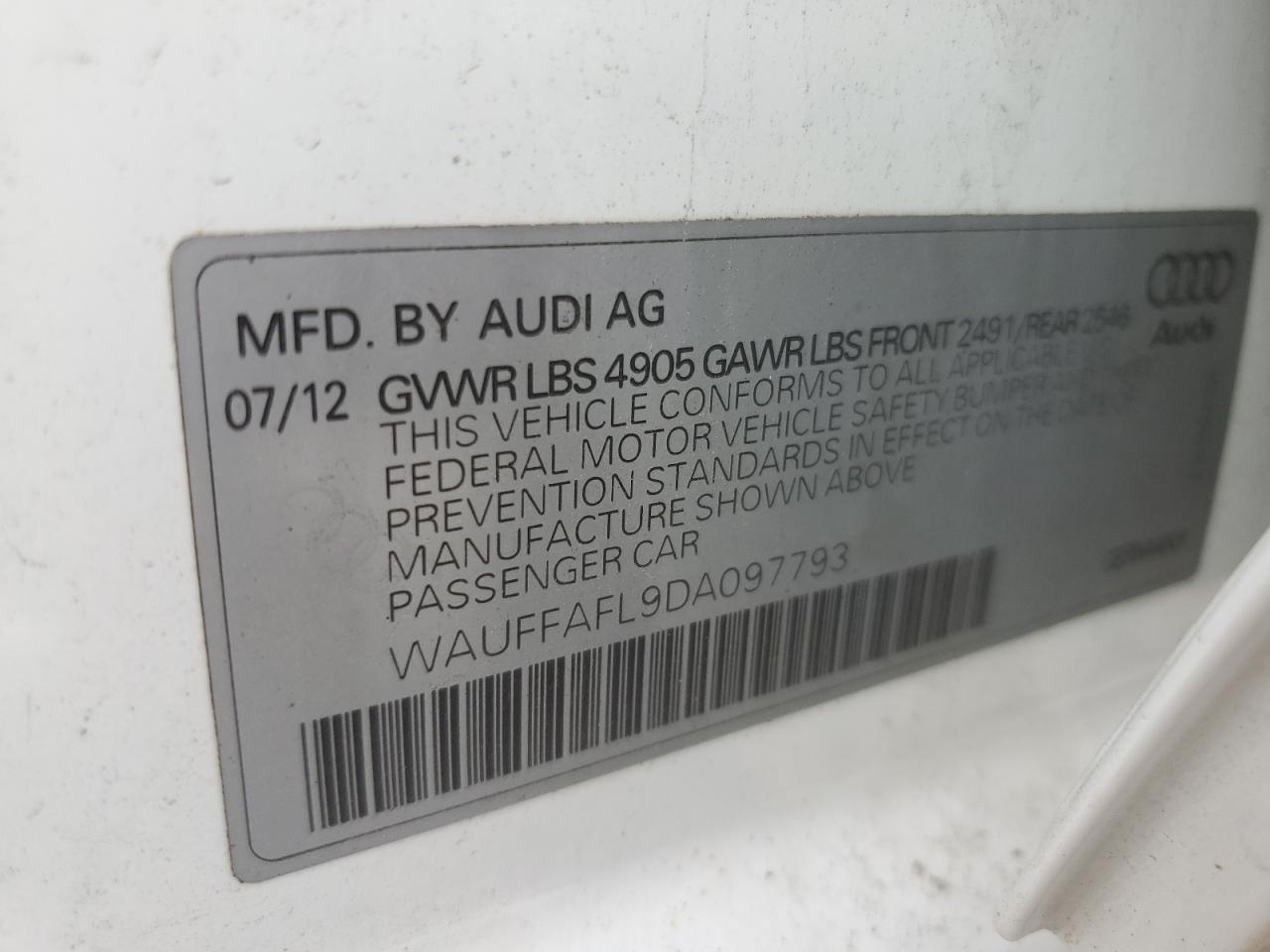 2013 Audi A4 Premium Plus VIN: WAUFFAFL9DA097793 Lot: 79097924