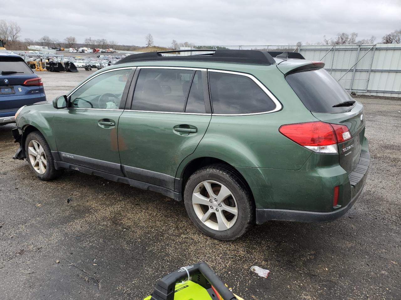 2013 Subaru Outback - Image 2