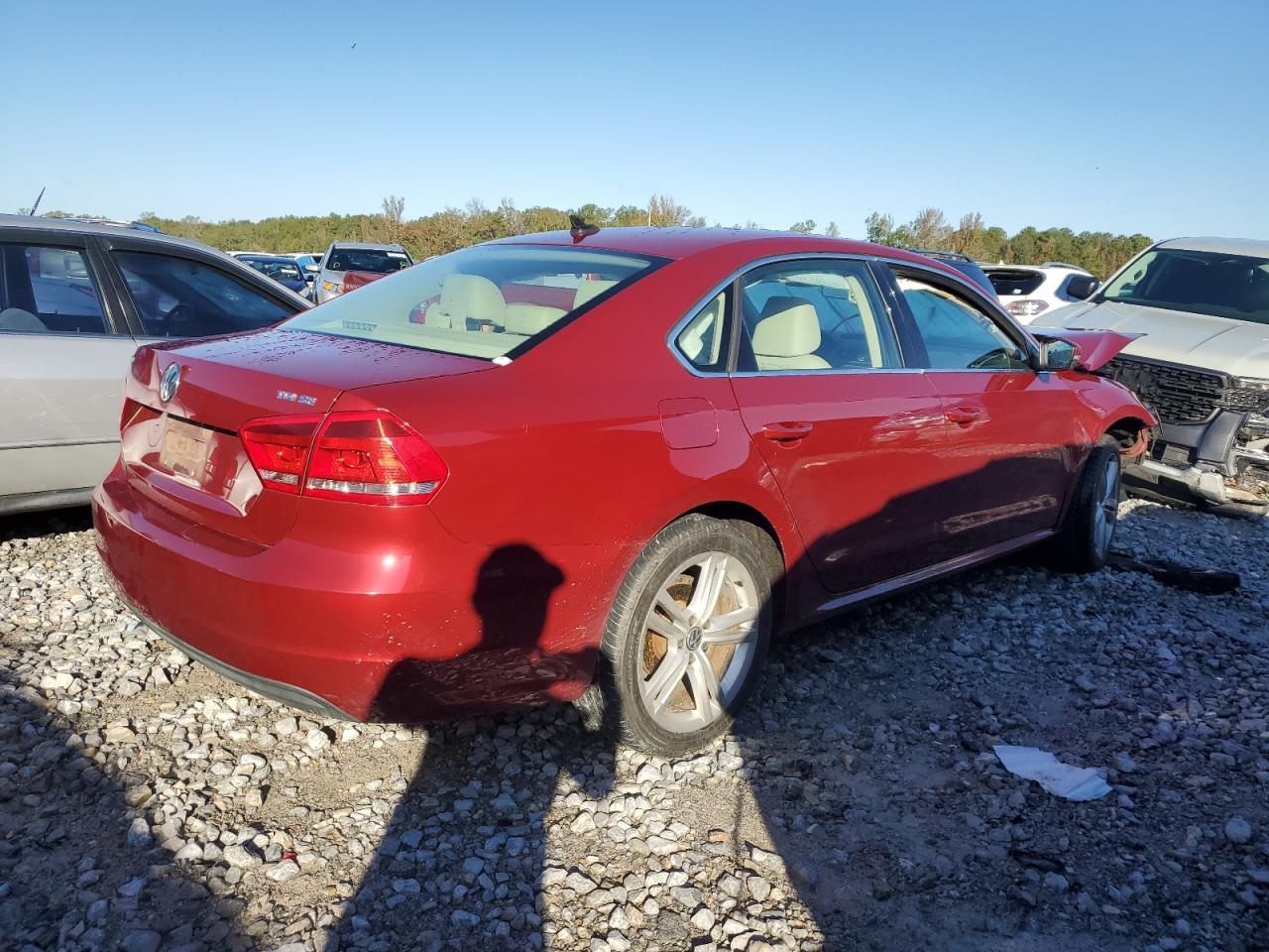2015 Volkswagen Passat - Image 3