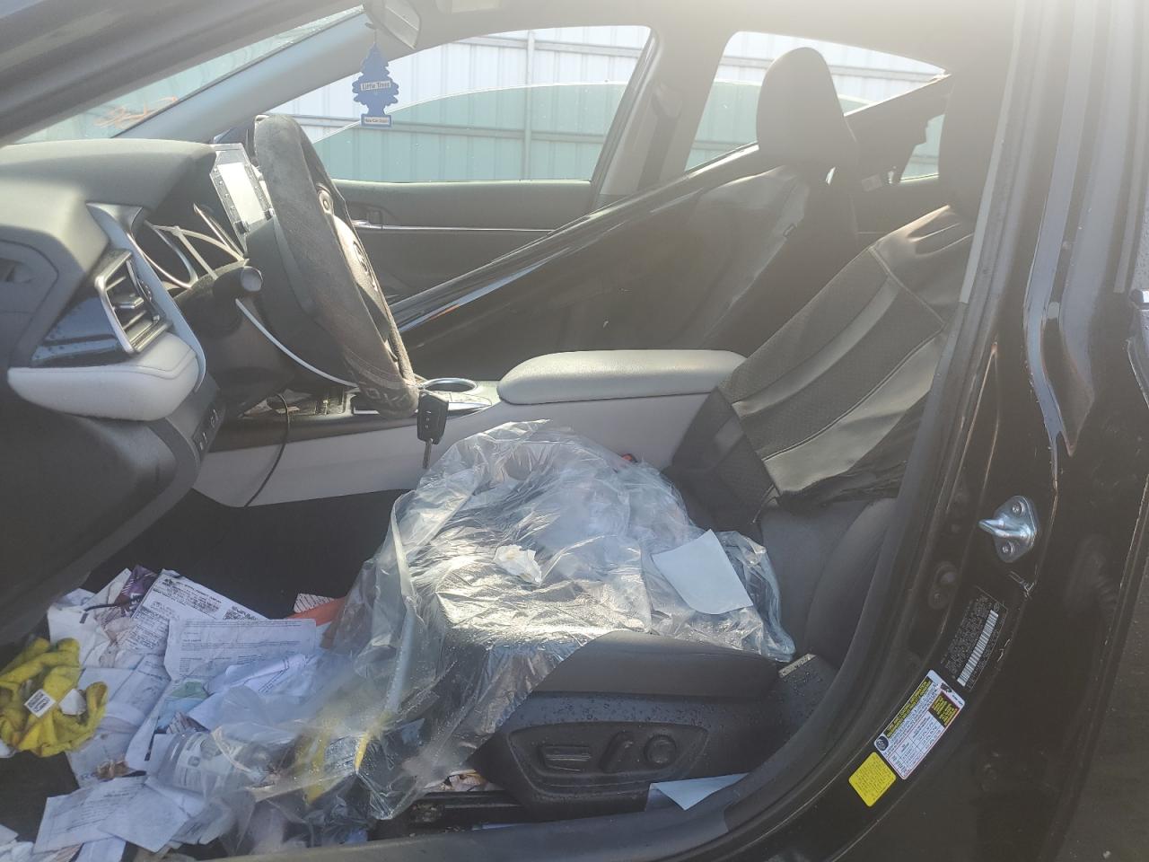 2022 Toyota Camry - Image 7