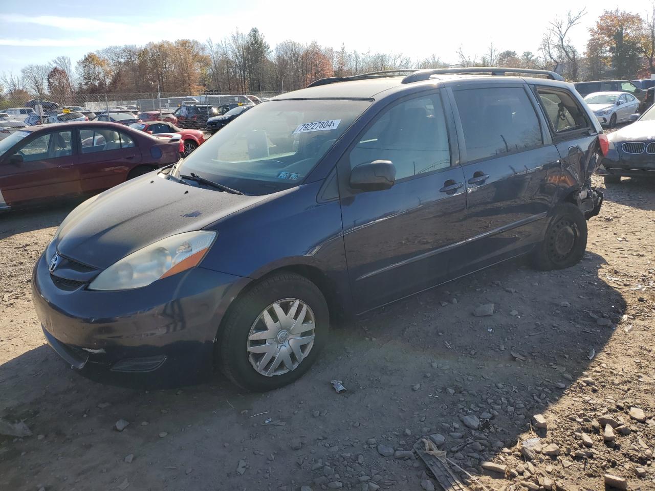 2007 Toyota Sienna - Image 1