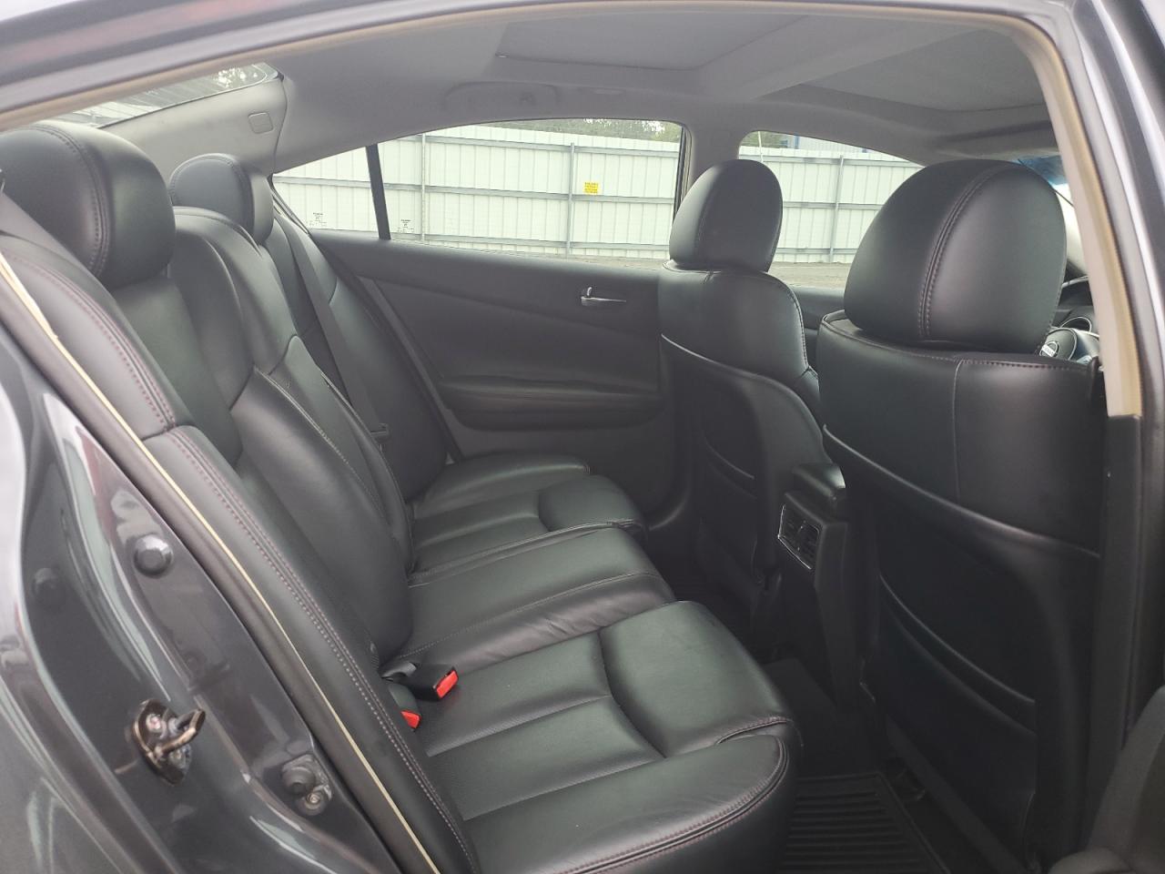 2009 Nissan Maxima - Image 10