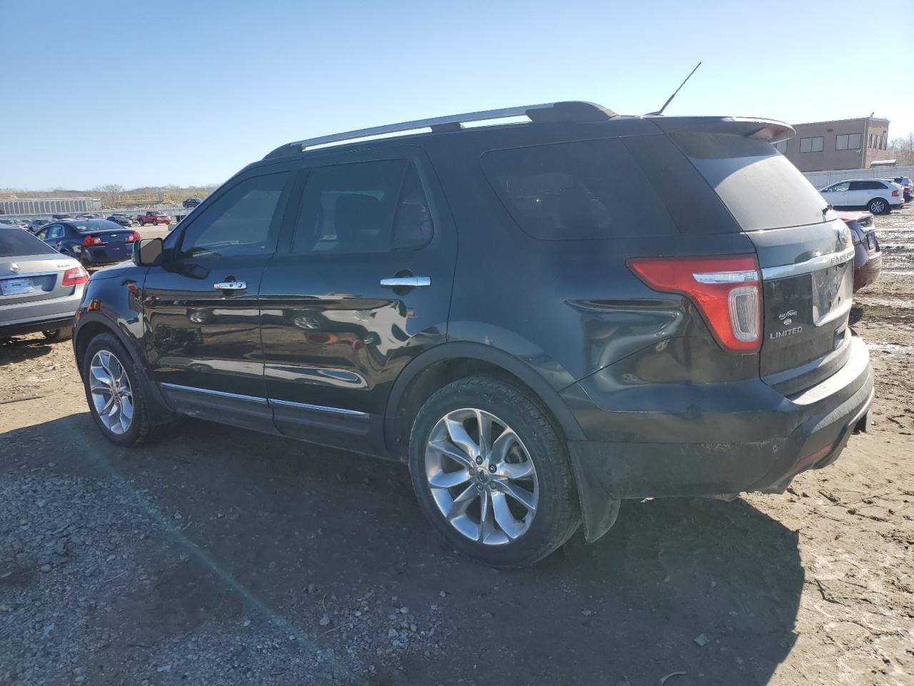 2011 Ford Explorer - Image 2