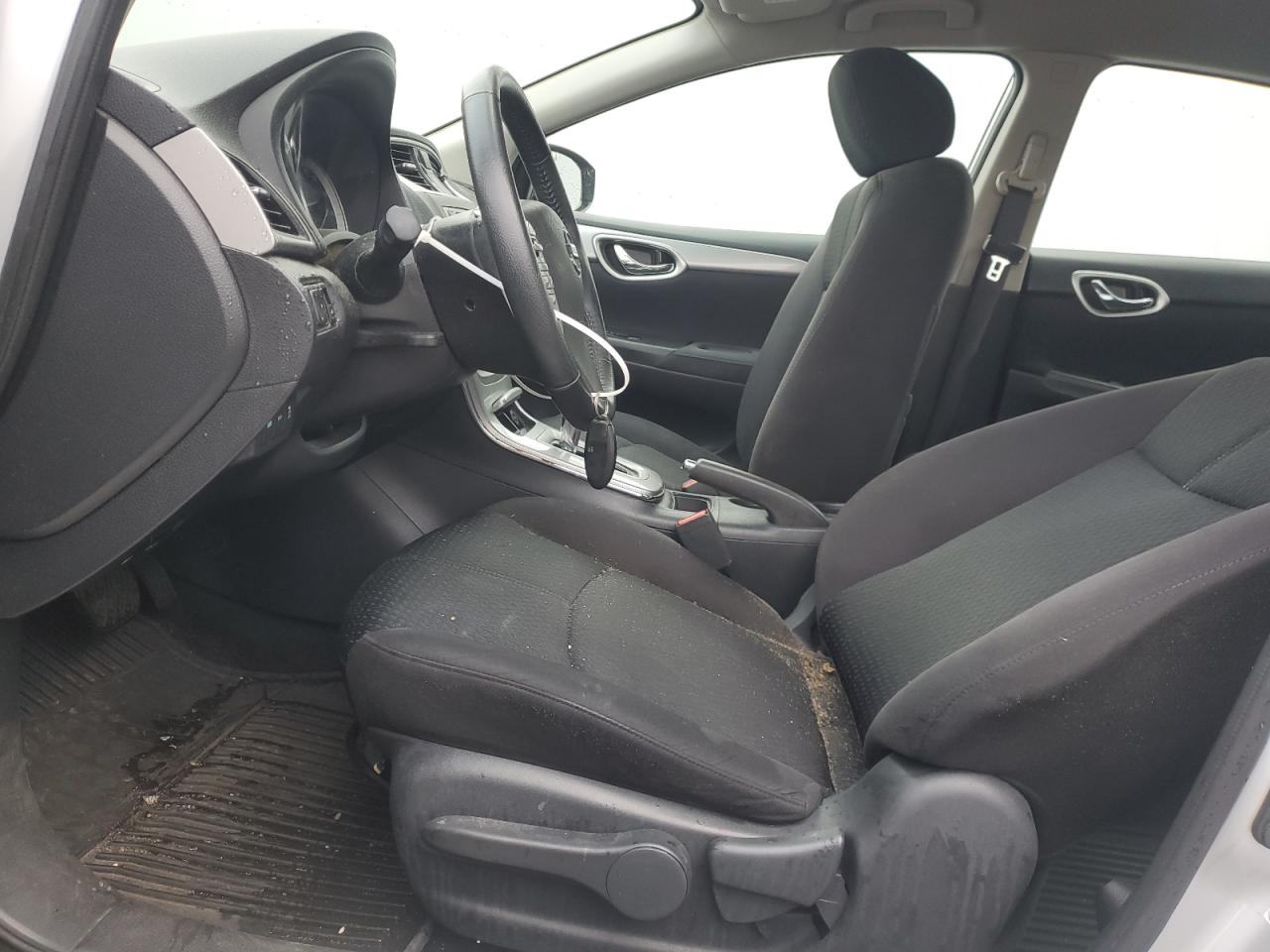 2013 Nissan Sentra - Image 7