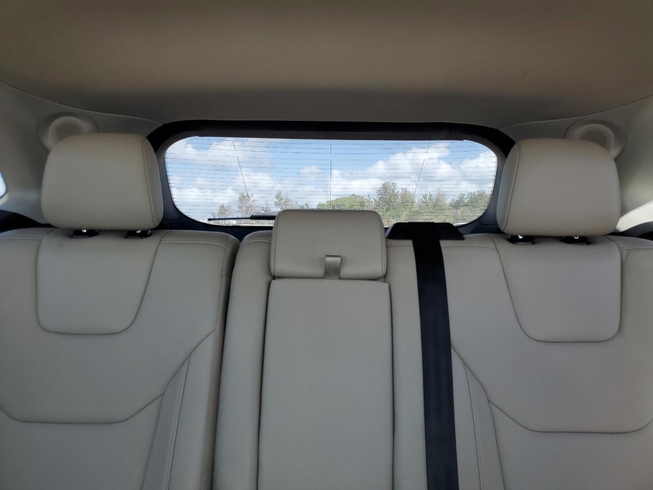 2020 Ford Edge - Image 10