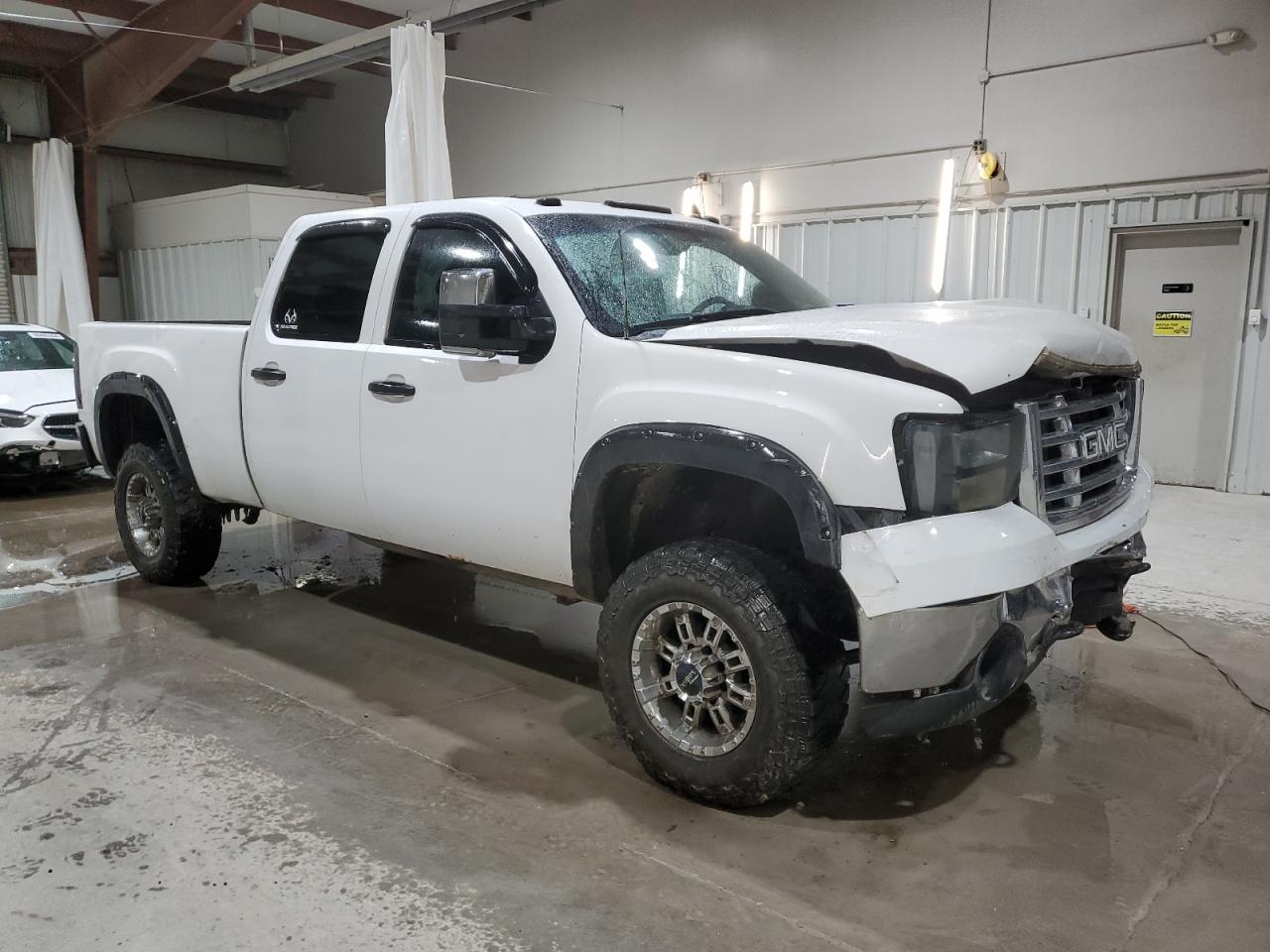 2009 GMC Sierra - Image 4