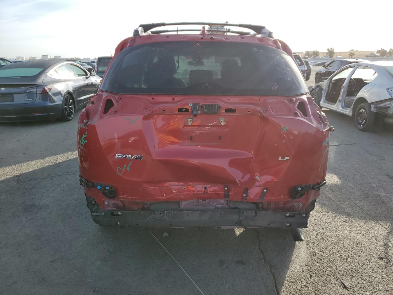 VIN 2T3ZFREV8HW369565 2017 TOYOTA RAV4 no.6