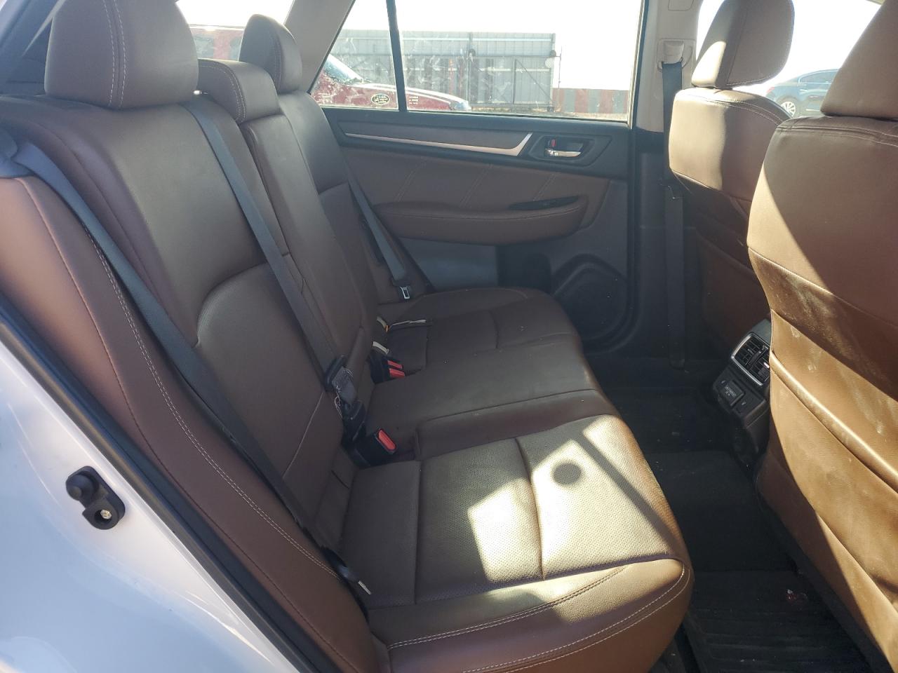2018 Subaru Outback - Image 11