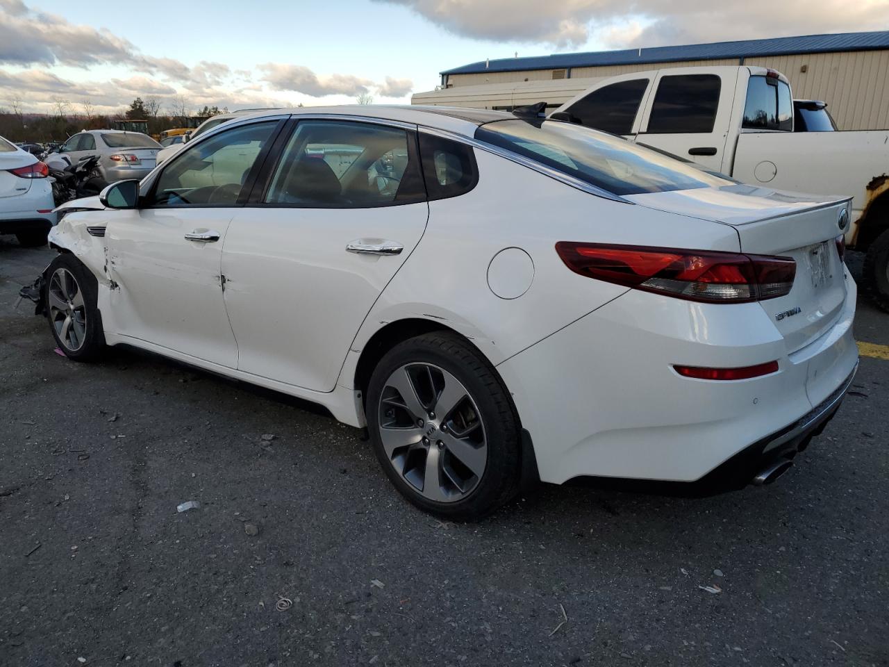 2019 Kia Optima - Image 2