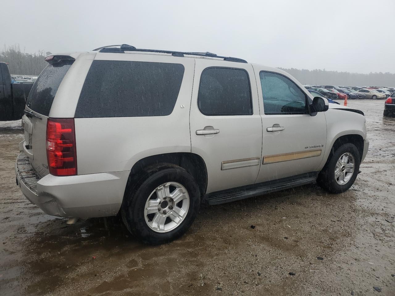 2009 Chevrolet Tahoe - Image 3