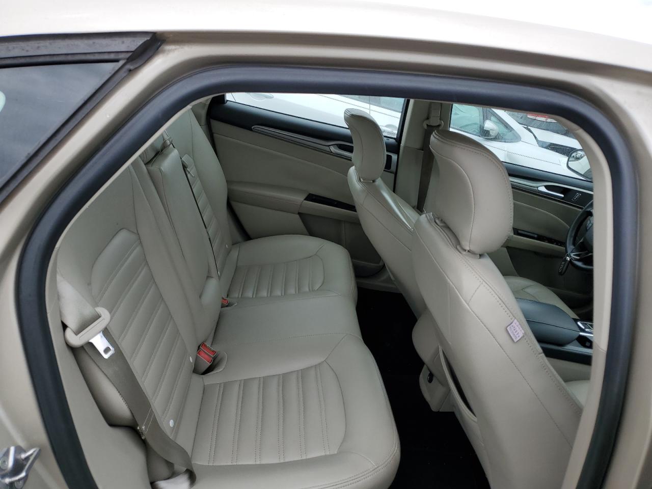 2017 Ford Fusion - Image 11