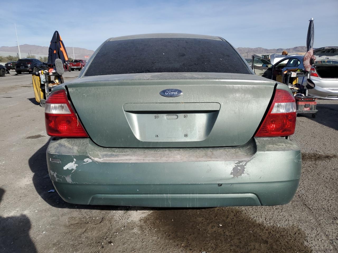 2005 Ford Five Hundred Se VIN: 1FAFP23115G131593 Lot: 79465554