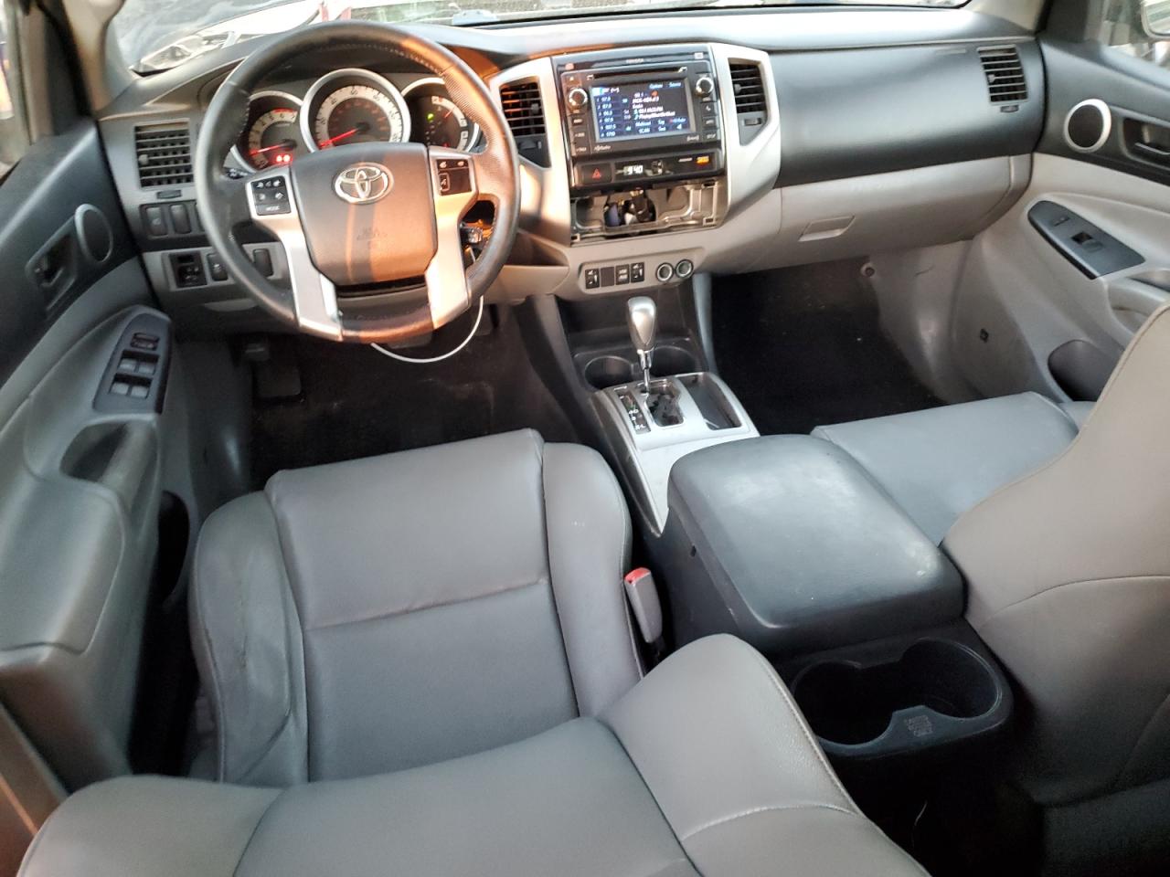 2013 Toyota Tacoma - Image 8