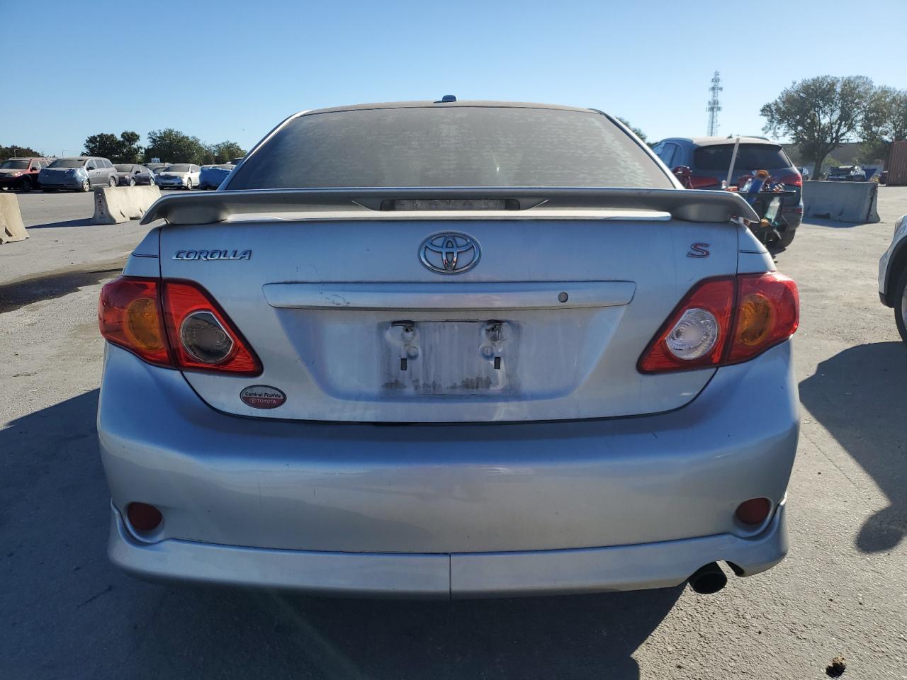 2010 Toyota Corolla Base VIN: 2T1BU4EE5AC475594 Lot: 82157854