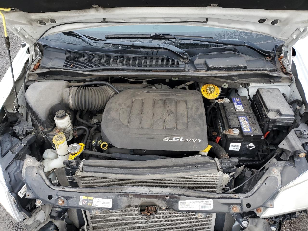 2016 Dodge Caravan - Image 12