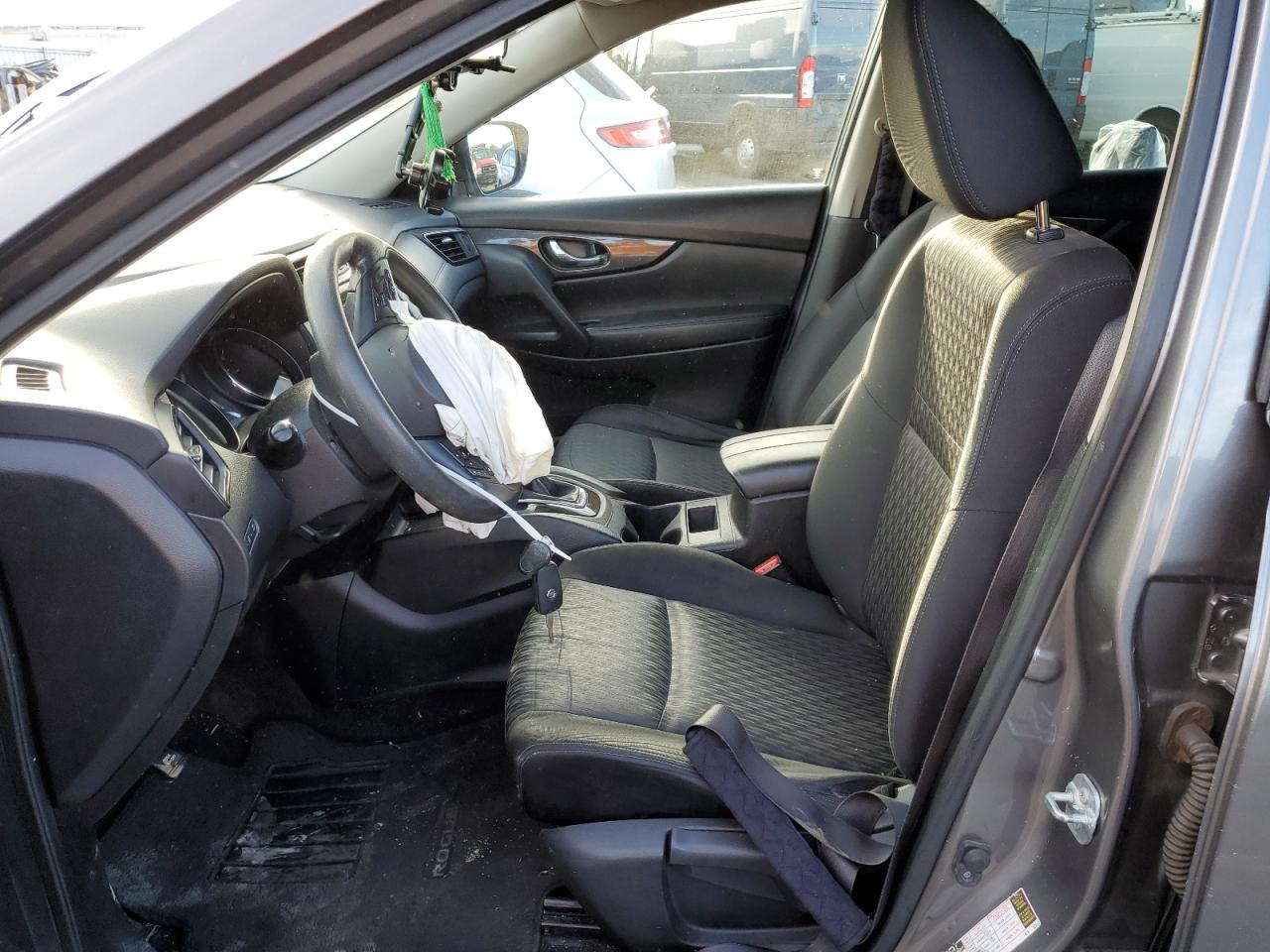 2017 Nissan Rogue - Image 7