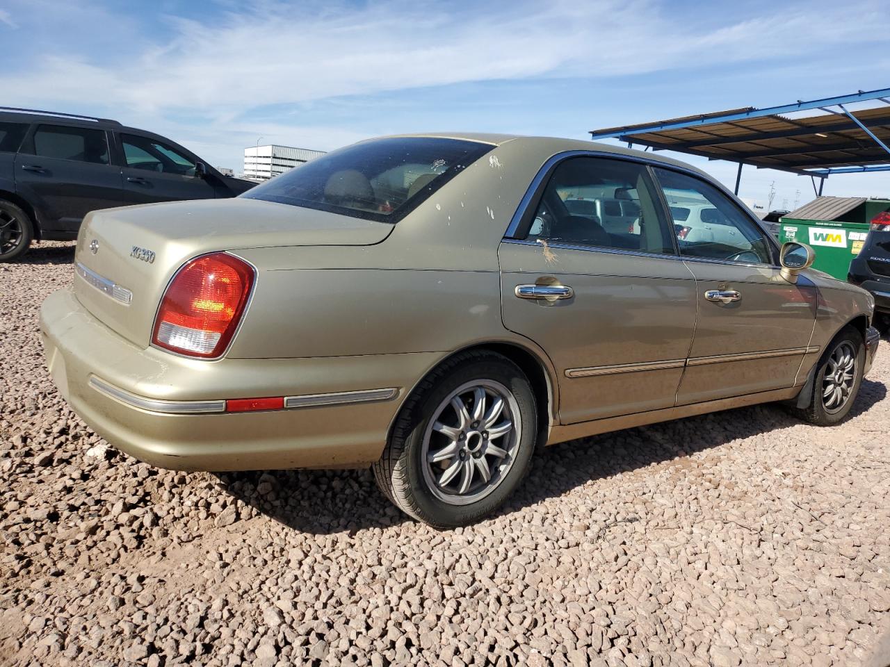2003 Hyundai Grandeur - Image 3