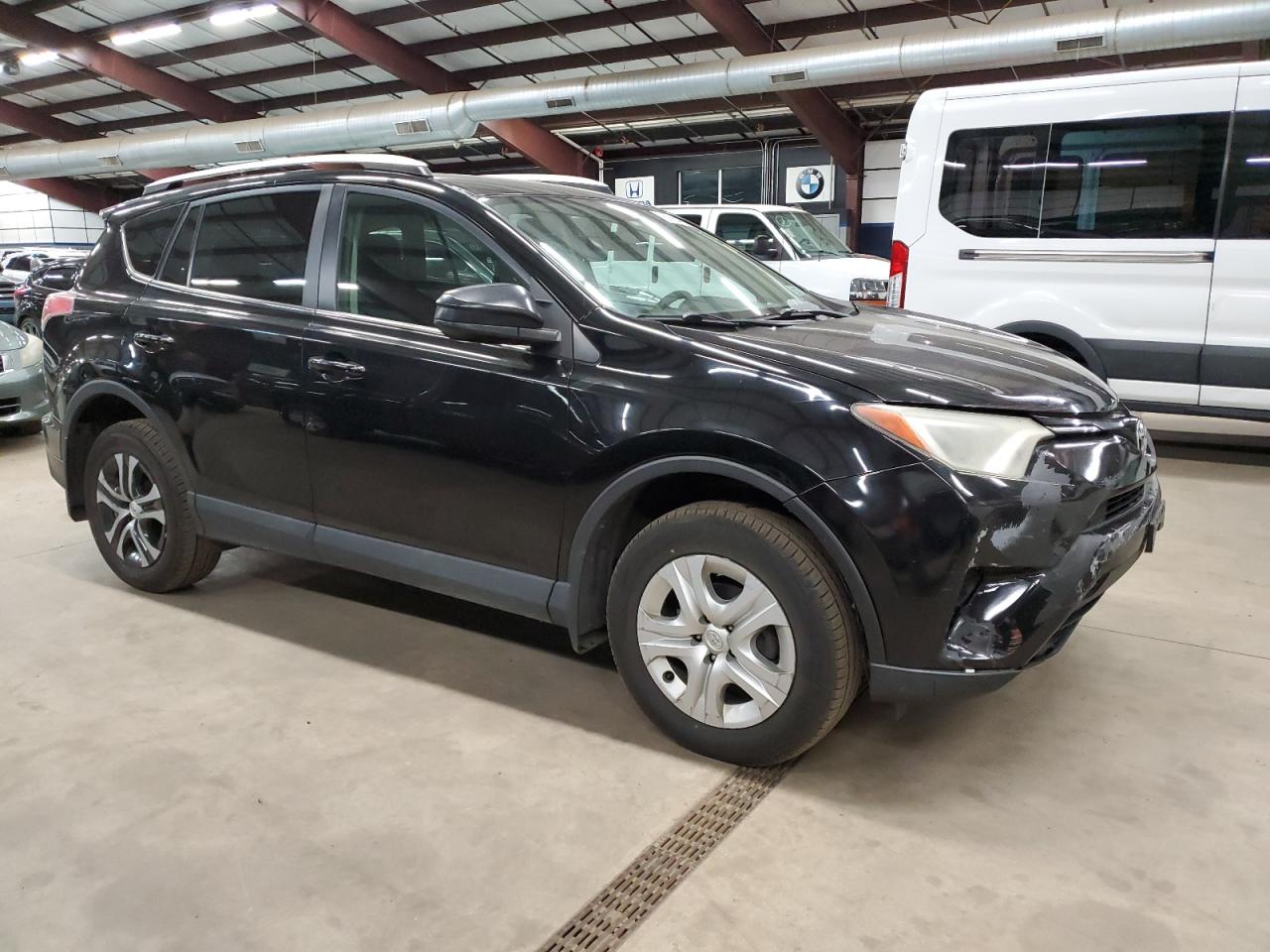 VIN 2T3BFREV7GW412907 2016 TOYOTA RAV4 no.4