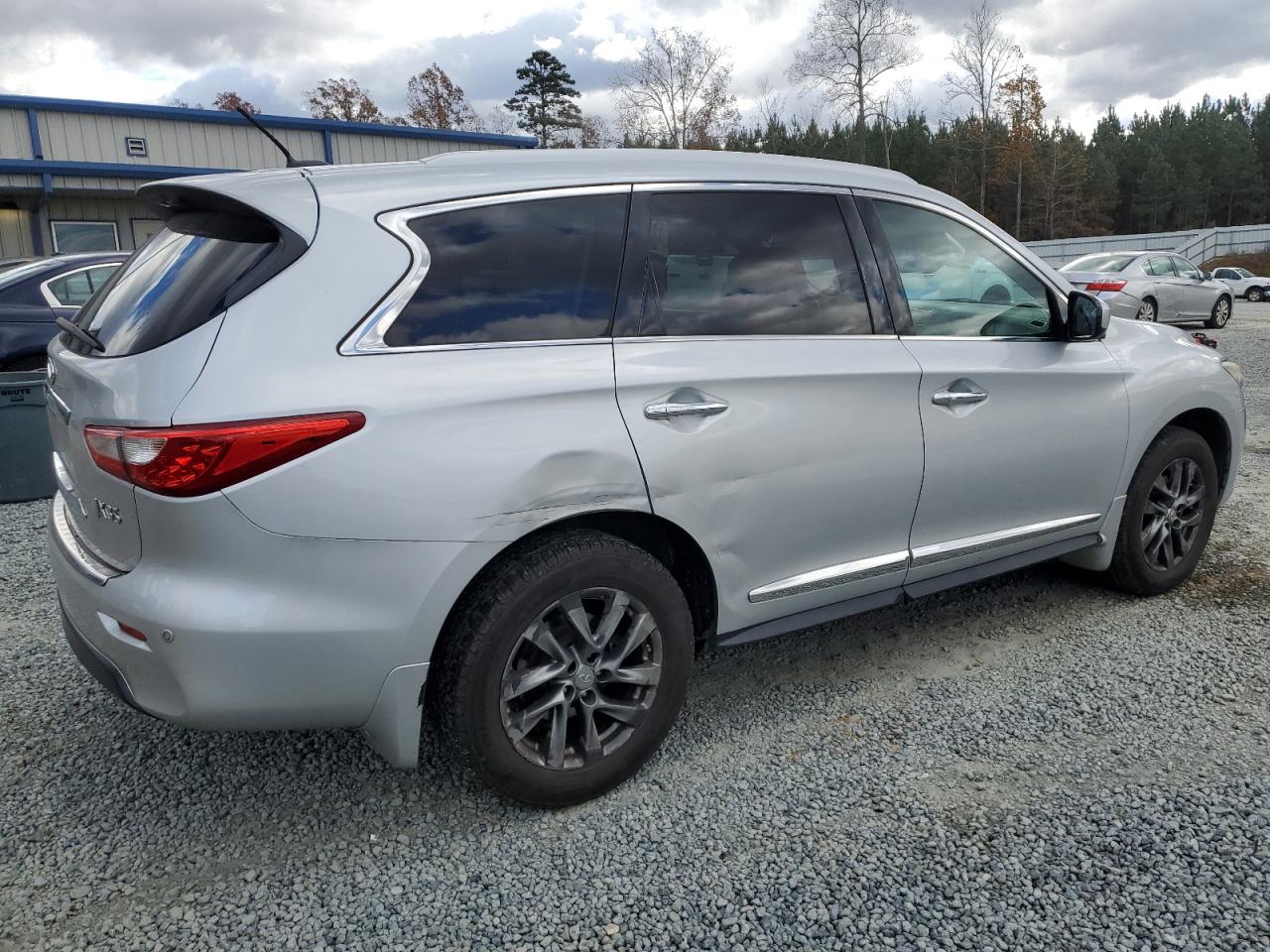 VIN 5N1AL0MN8DC332432 2013 INFINITI JX35 no.3