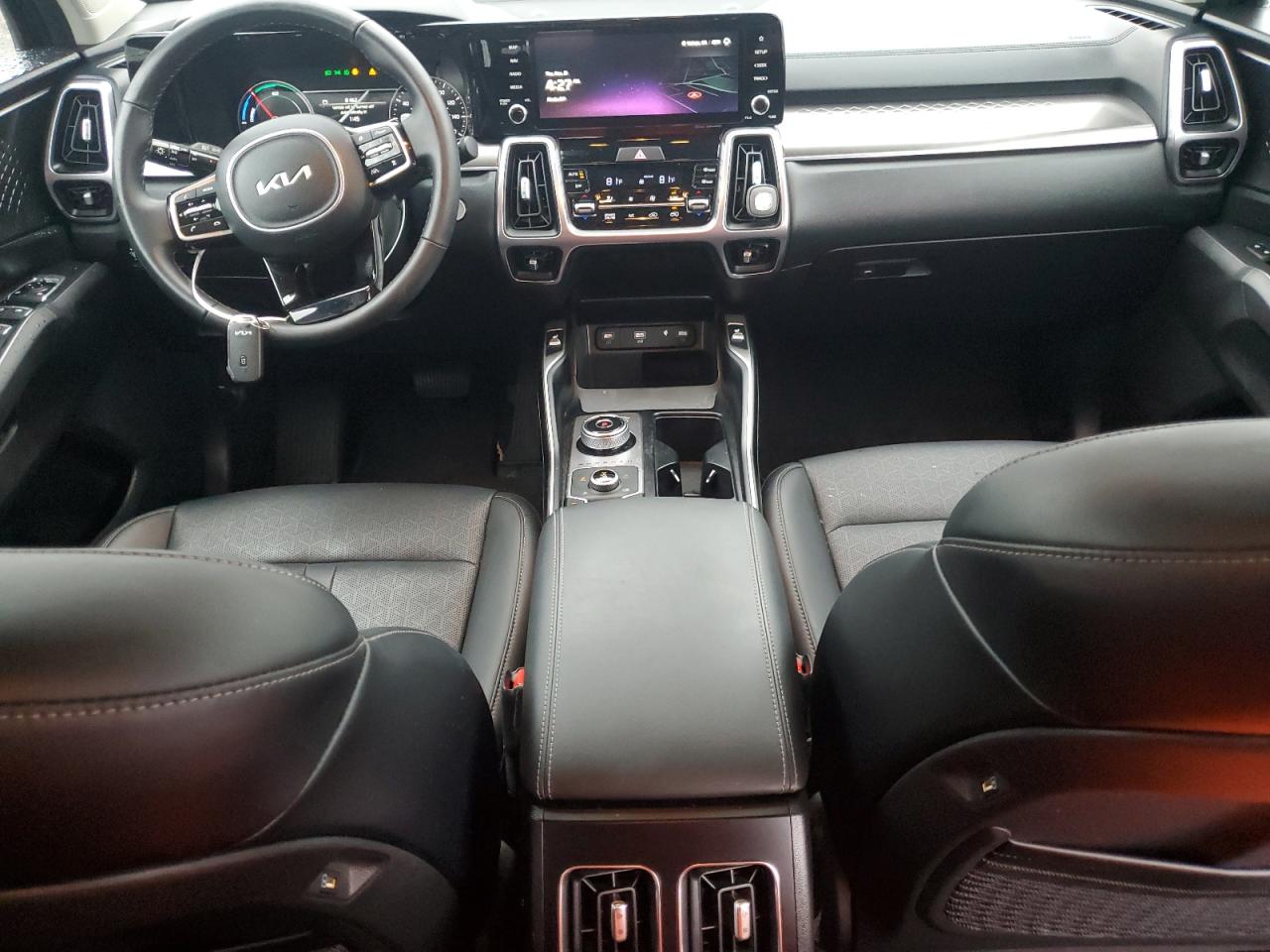 2023 Kia Sorento - Image 8