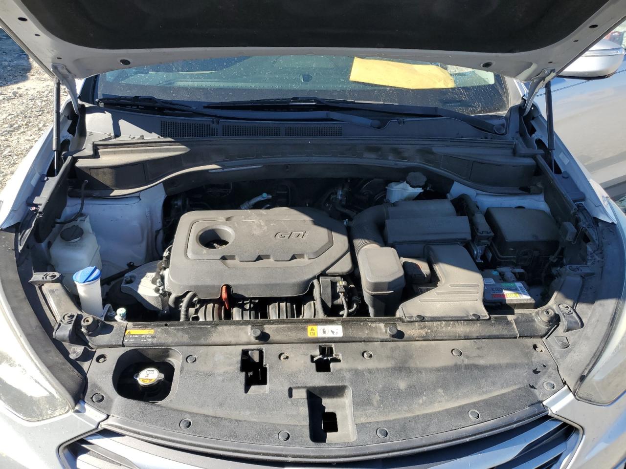 2017 Hyundai Santa Fe - Image 12