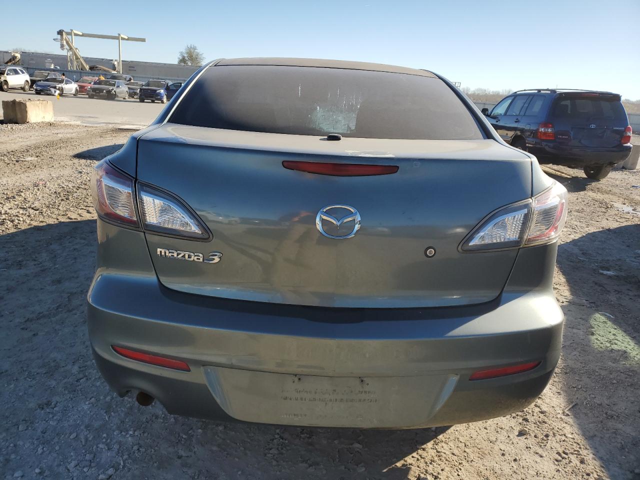 2012 Mazda 3 - Image 6