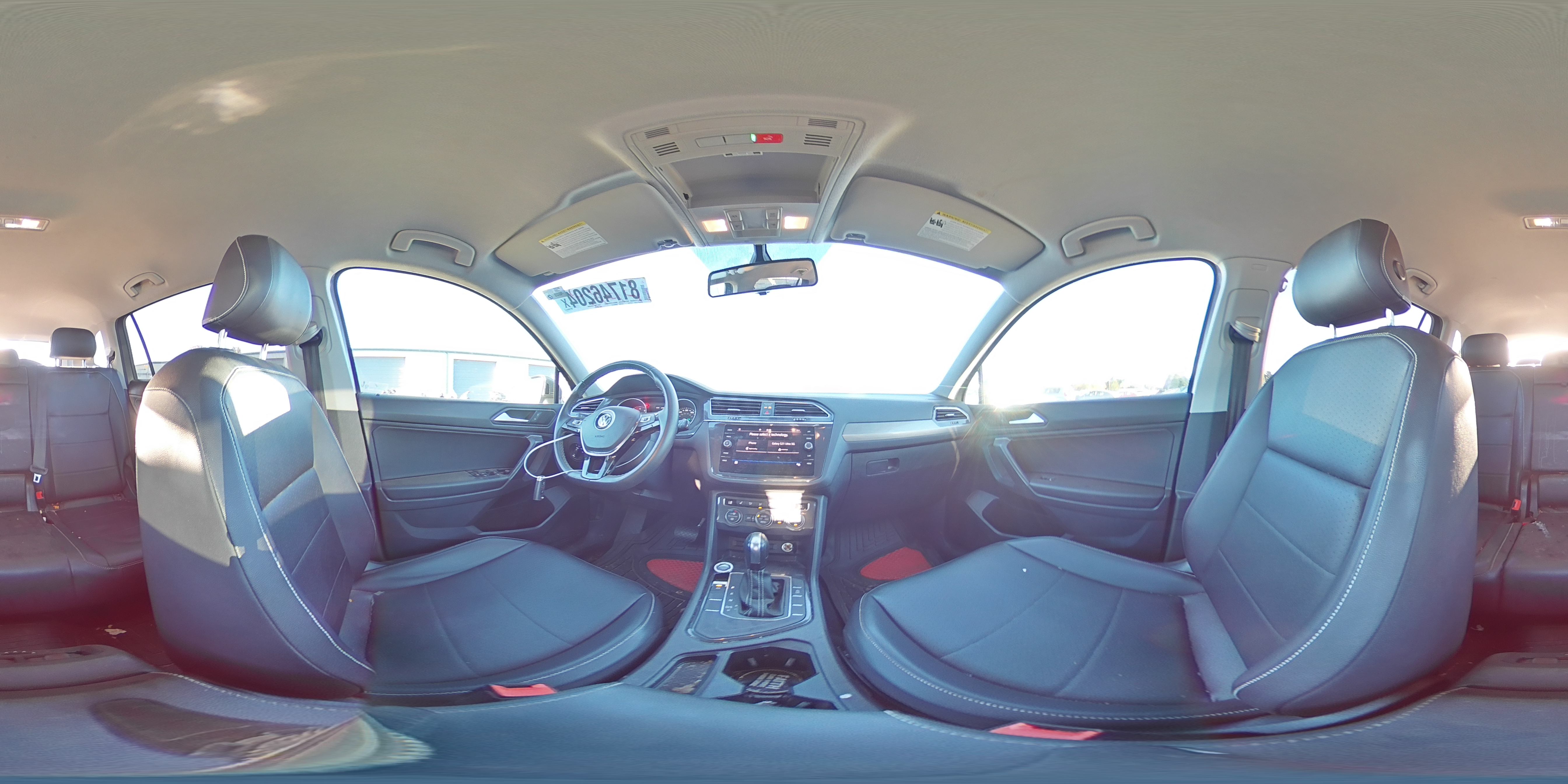 2021 Volkswagen Tiguan - Image 13