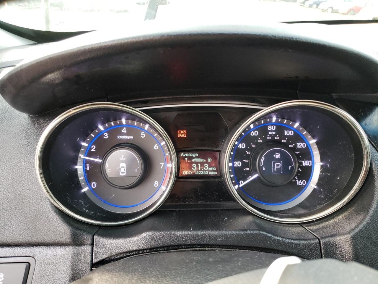 2013 Hyundai Sonata - Image 9