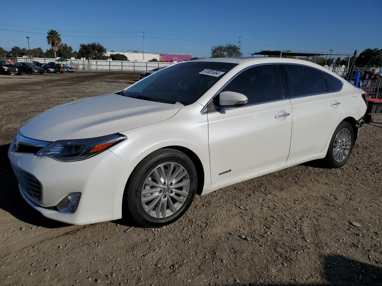 2013 TOYOTA AVALON