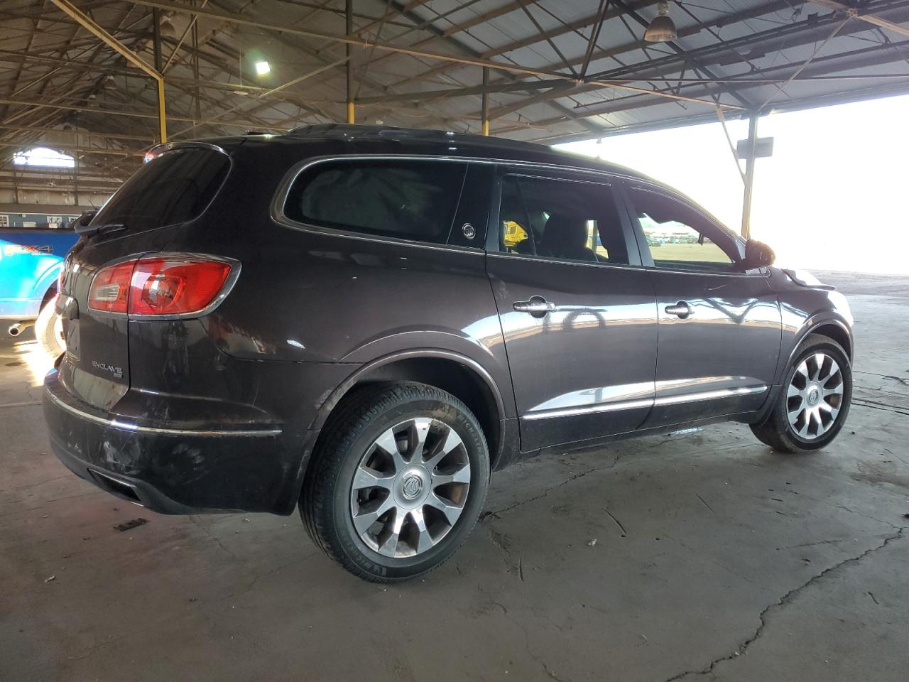 VIN 5GAKVCKD4HJ161213 2017 BUICK ENCLAVE no.3