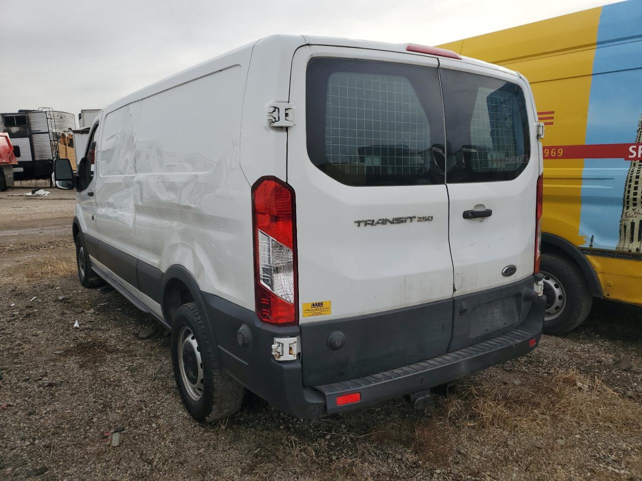 VIN 1FTBR1Y86LKA68617 2020 FORD TRANSIT no.2