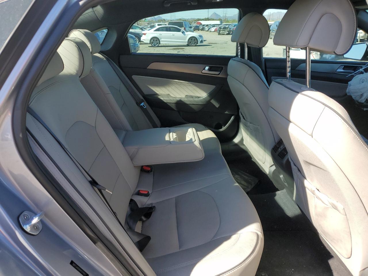 2017 Hyundai Sonata - Image 10