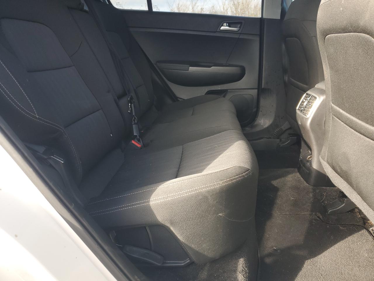 2021 Kia Sportage - Image 11