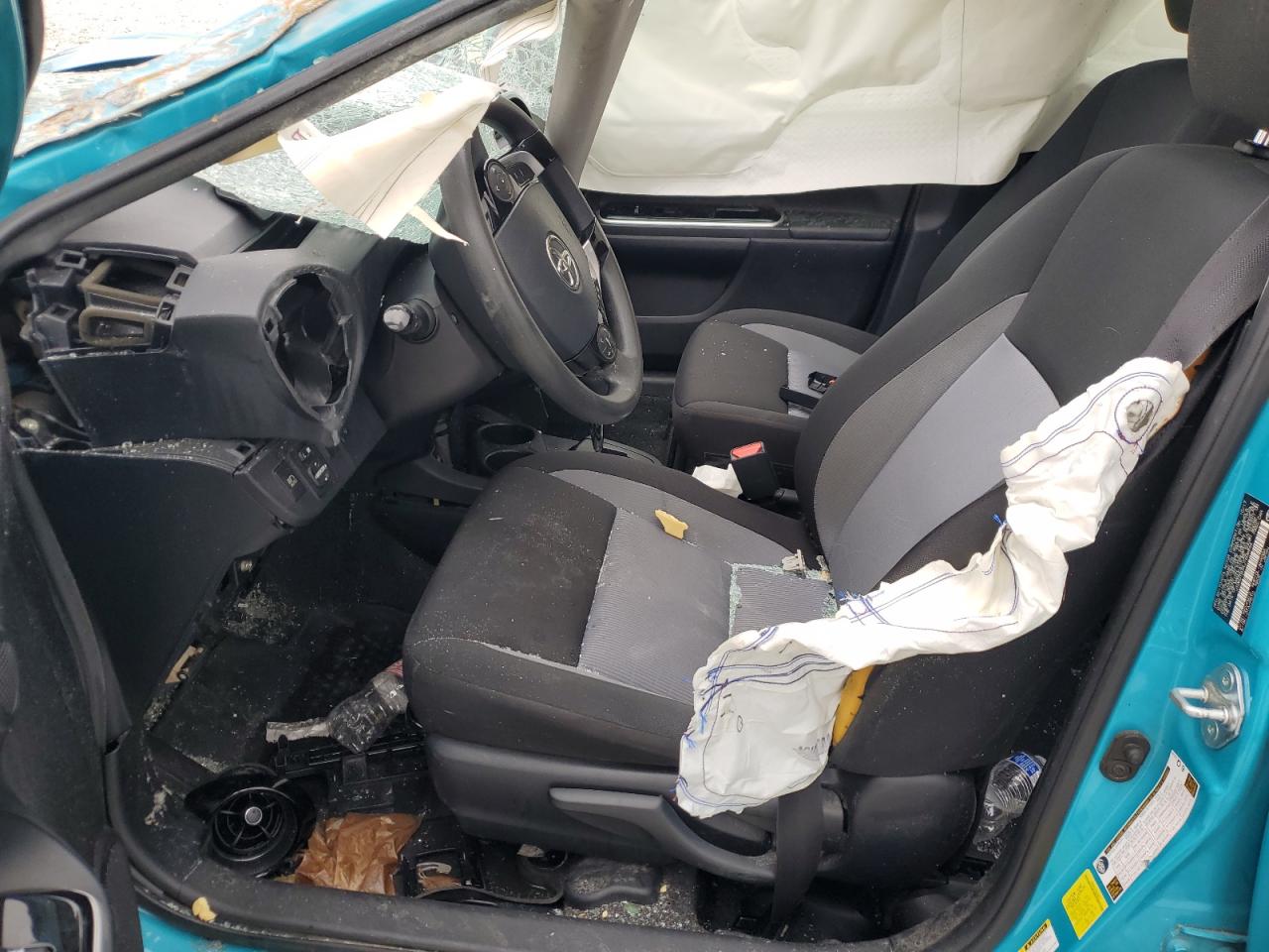 2018 Toyota Prius - Image 7