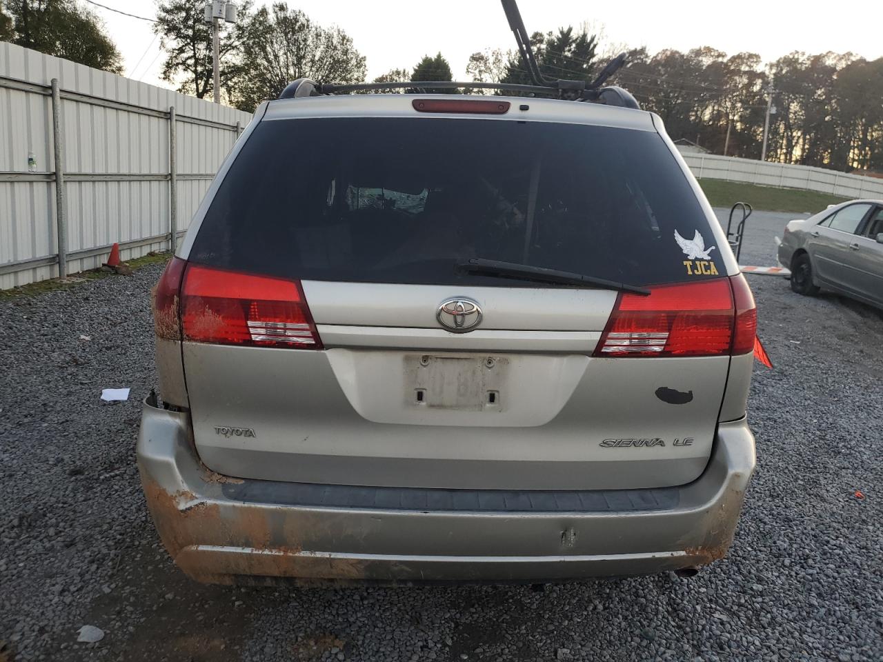 2005 Toyota Sienna - Image 6