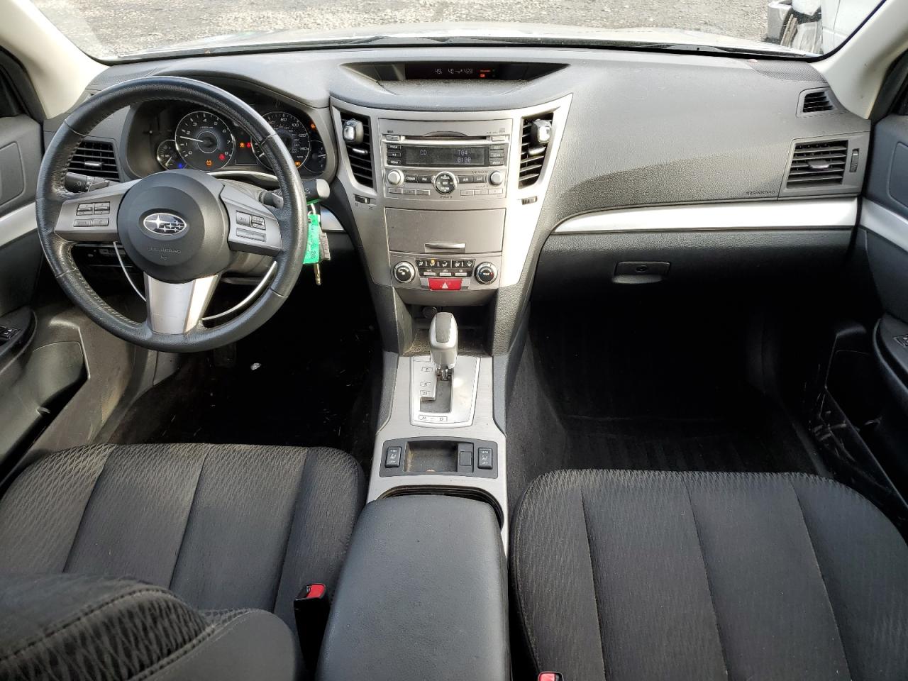 2010 Subaru Outback - Image 8