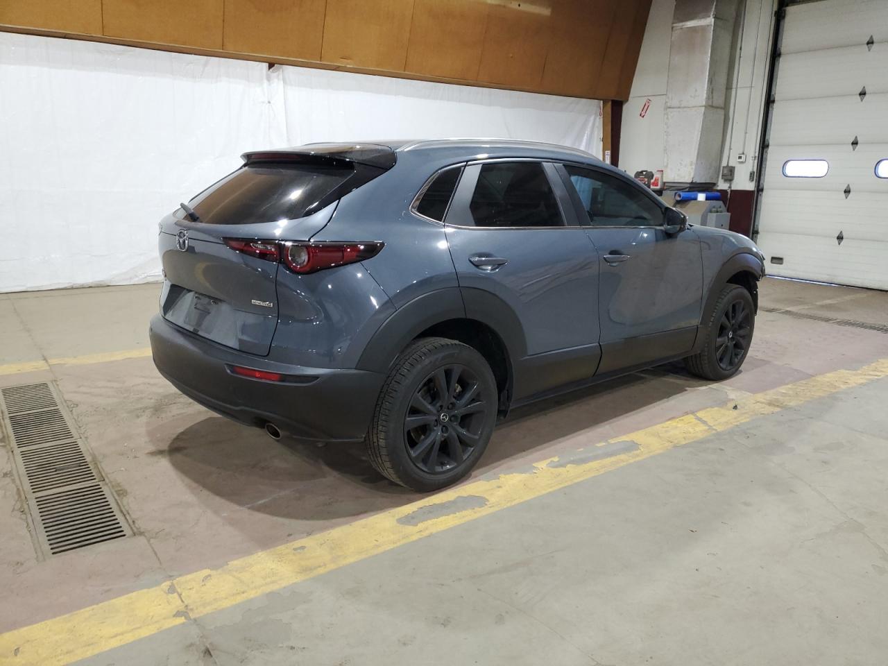 2022 Mazda CX-30 - Image 3