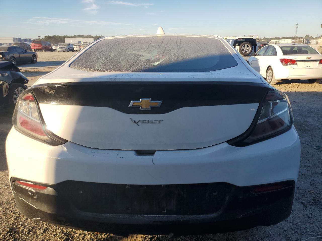 2018 Chevrolet Volt - Image 6