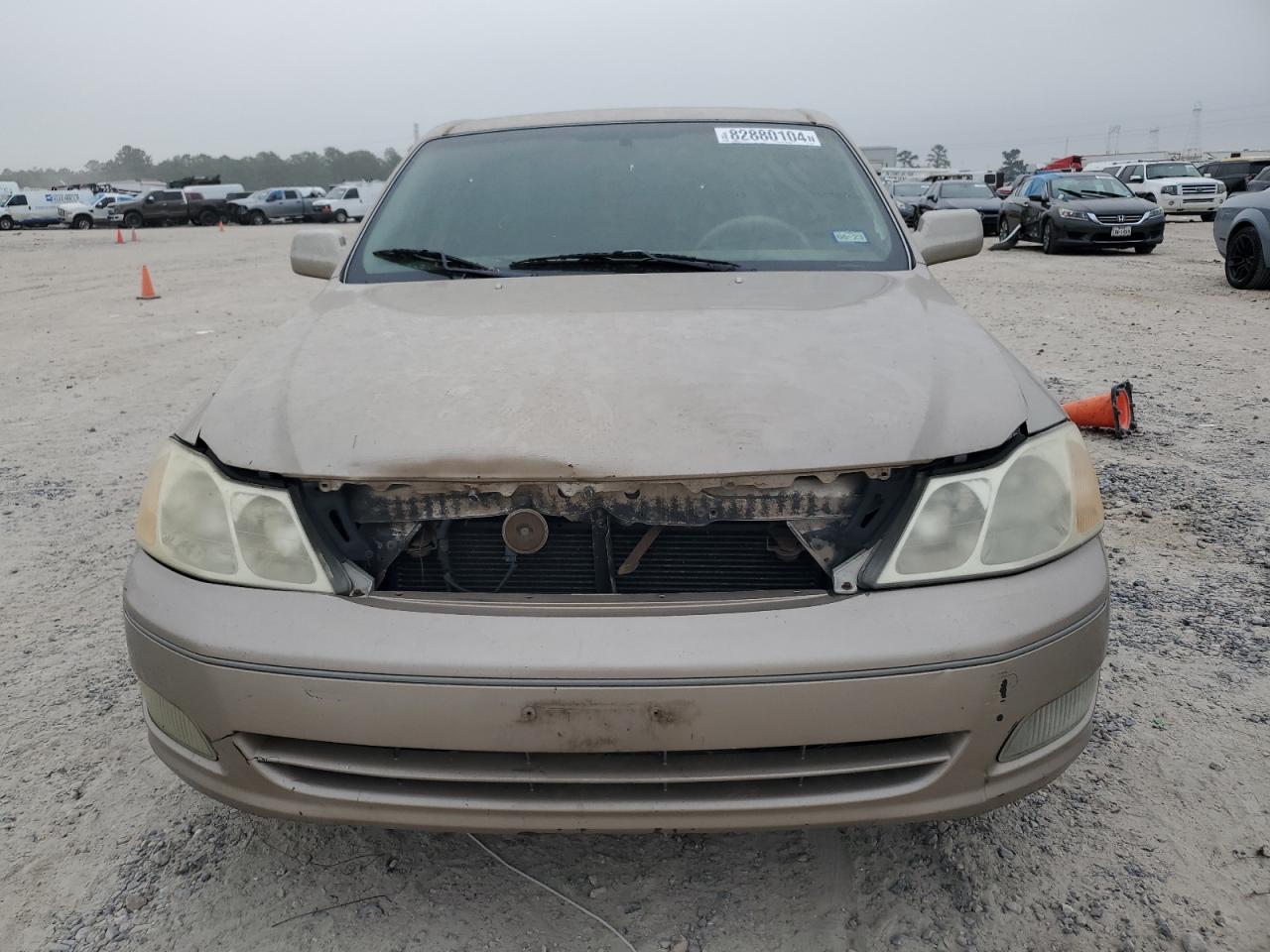 2002 Toyota Avalon - Image 5