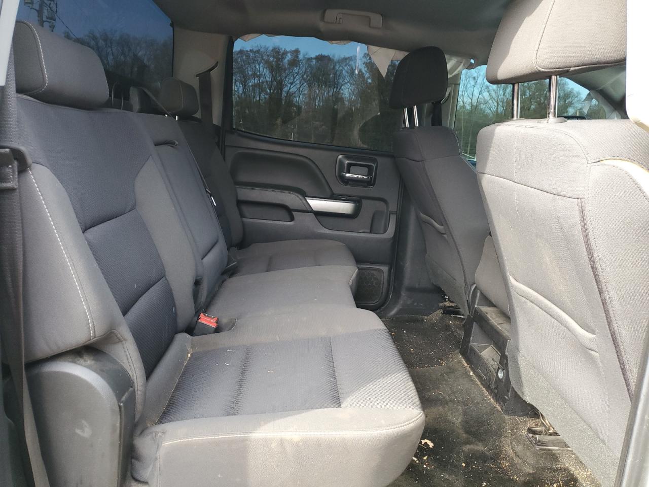 2018 Chevrolet Silverado - Image 10