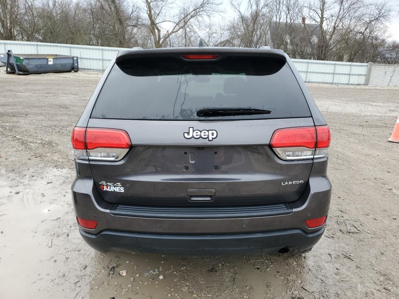 2017 Jeep Grand Cherokee - Image 6